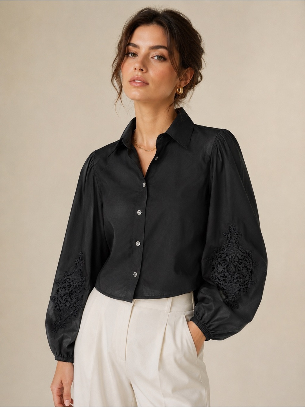 Modern Identity Women’s M Black Embroidered Puff Sleeve Button Front Crop Top